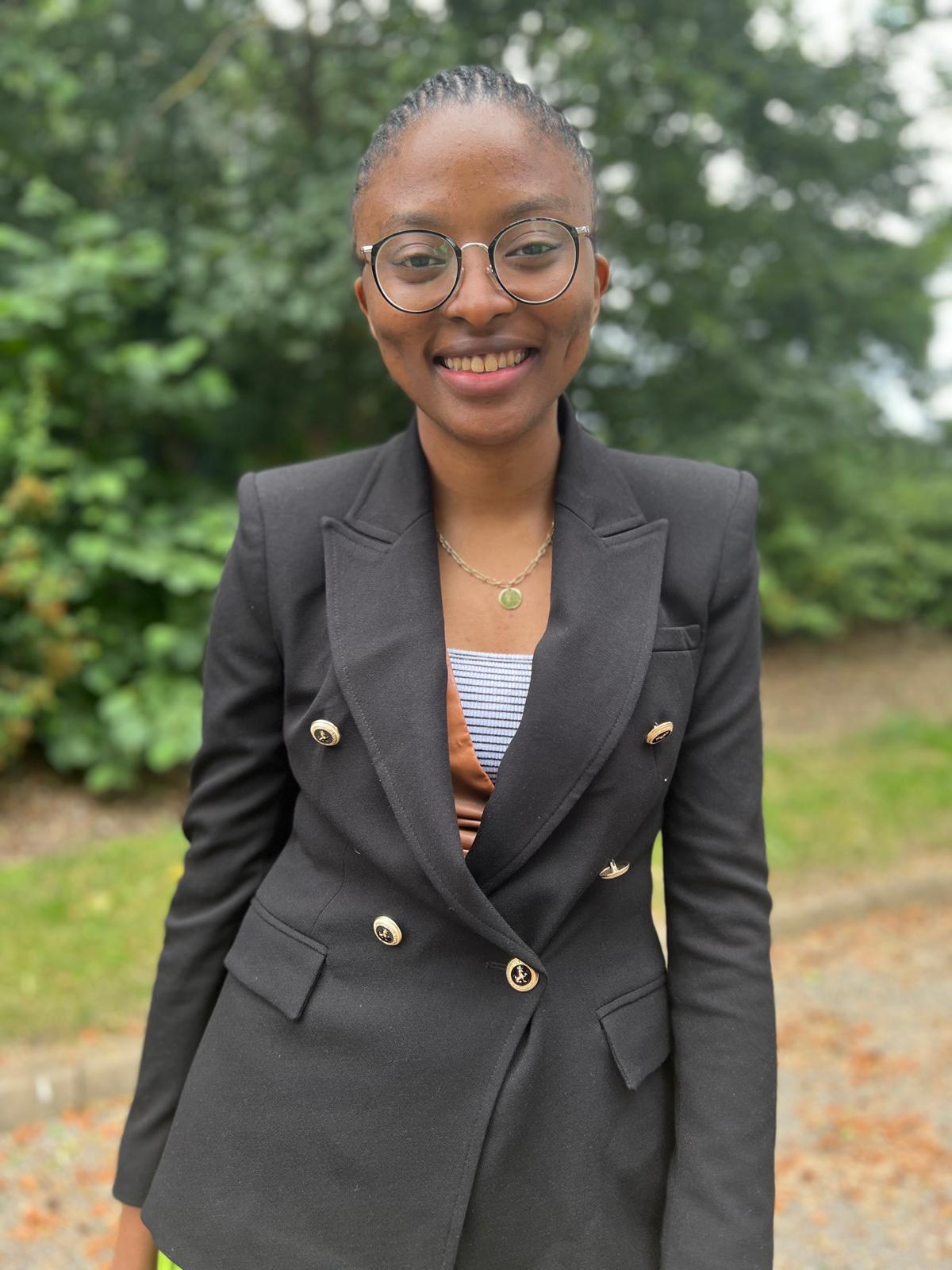 Dr. Anita Onwuteaka